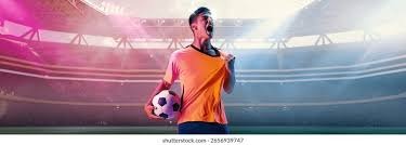 欧冠改制以来进入8强次数榜：拜仁23次居首，皇