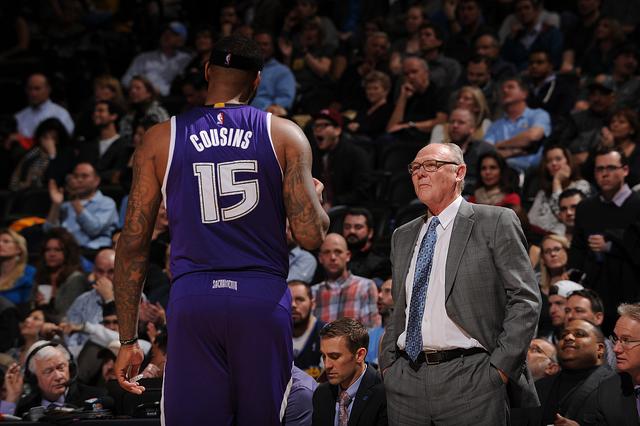 承担更大的 承担更大的