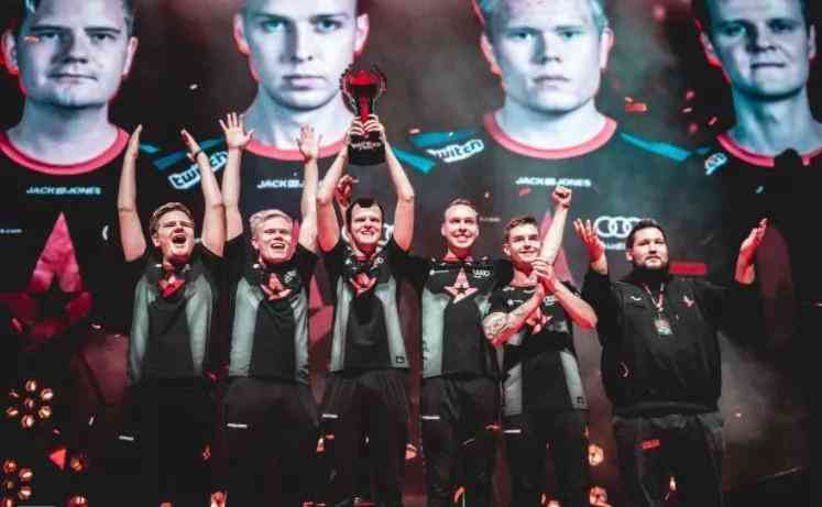 中国足球整 中国足球整