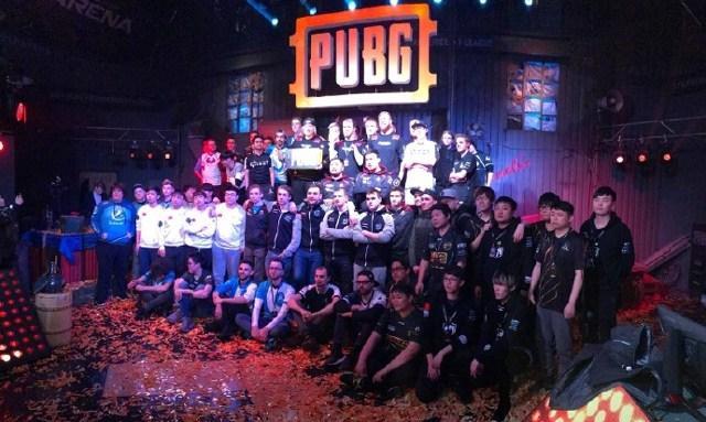 晒晒农村婆家的自建房，总共花了103万，超爱后院的大鱼塘.