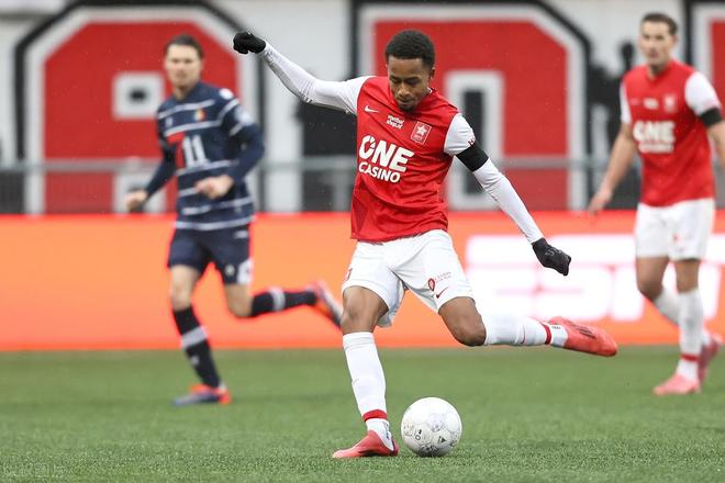 记者:药厂预计维尔茨很快决定续约;今夏要价最低.亿欧.